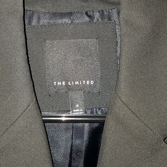 Blazer - Picture 2 of 2